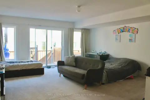 Richmond Hill Mill Pond community 19 Latchford Ln For Sale