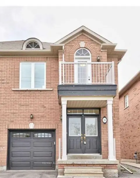 Vaughan Maple community 93 Arco Circ For Sale