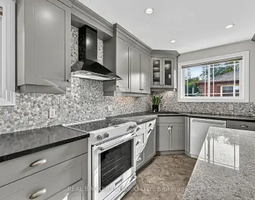 110 Murray Dr Aurora Highlands, Aurora 3 beds 2 baths 1 garage $999K