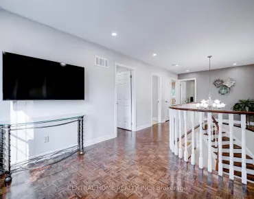 293 Worth Blvd Beverley Glen - 4 beds 4 baths 2 parking space(s) listed at $1780000