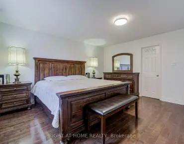 71 Bayhampton Cres Brownridge - 4 beds 6 baths 2 parking space(s) listed at $1550000