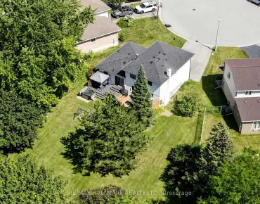 
20 Oak Crt Aurora Village - 3 beds 3 baths 1 parking space(s) listed at $1198000