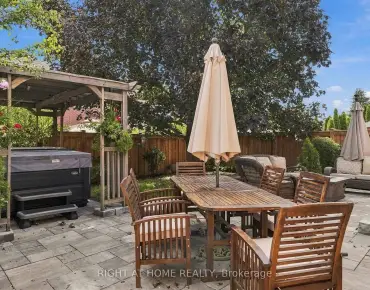 71 VENETO Dr Vaughan Grove, Vaughan 4 beds 4 baths 2 garage $1.53M
