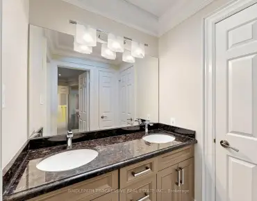 2 Thornlea Crt Thornhill - 5 睡房 8 卫生间 6 车位叫价3788000加元