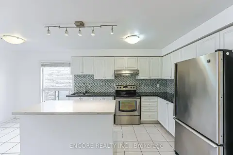Markham Wismer community 1006 Bur Oak Ave For Sale