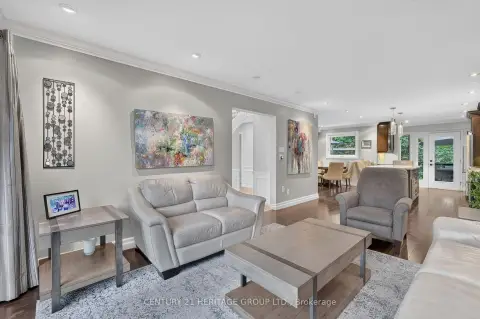 Richmond Hill Mill Pond community 28 Innis Cres For Sale