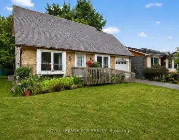856 Magnolia Ave Huron Heights-Leslie Valley, Newmarket 3 beds 3 baths 1 garage $850K