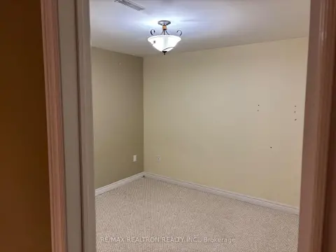 Vaughan Patterson community 298 Thornhill Woods Dr For Sale