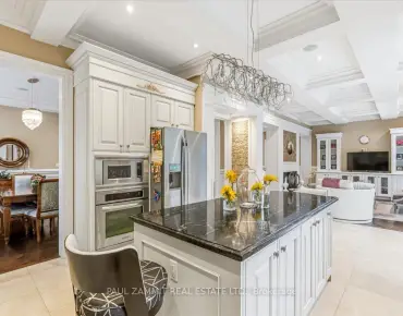 83 Grandview Ave Grandview, Markham 4 beds 6 baths 2 garage $2.35M