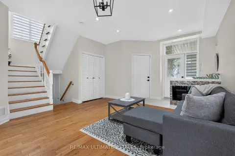 Richmond Hill Rouge Woods community 22 Copperstone Cres For Sale