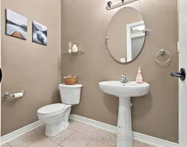 
212 Bachman Dr Maple - 4 beds 3 baths 2 parking space(s) listed at $1439000
