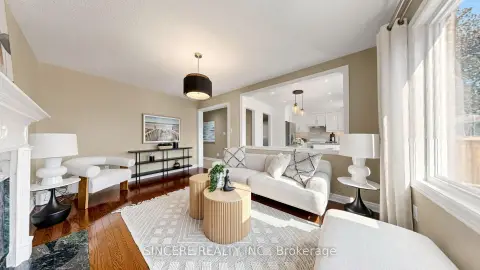 Vaughan Maple community 25 Ridgefield Cres For Sale