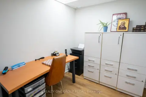 Markham Royal Orchard community 78 Baywood Crt For Sale
