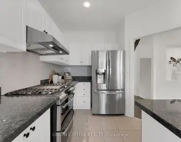 112 Southbrook Cres Cachet - 3 睡房 4 卫生间 1 车位叫价998000加元