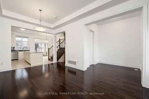 旺市 Patterson 社区 587 Marc Santi Blvd 镇屋 出售