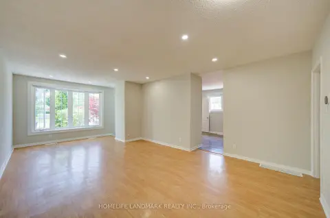 Richmond Hill Crosby community 341 Blue Grass Blvd For Sale