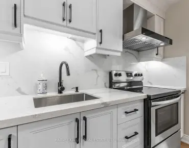 
40 Blackthorn Dr Maple - 3 beds 4 baths 1 parking space(s) listed at $999900