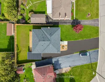 26 Webster Dr Aurora Highlands, Aurora 3 beds 3 baths 1 garage $1.4M