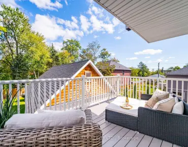63 Market St Stouffville, Whitchurch-Stouffville 6 beds 5 baths 2 garage $2.5M