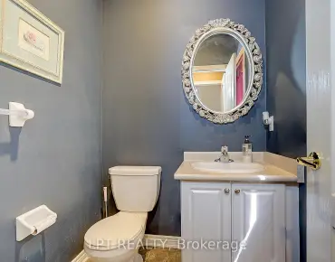 1168 McTavish Dr Stonehaven-Wyndham, Newmarket 4 beds 5 baths 2 garage $1.38M