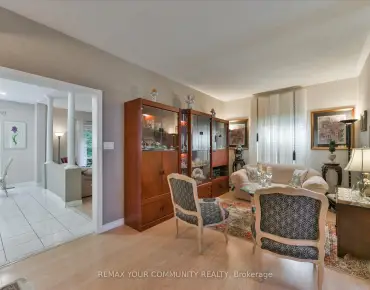 
153 Estate Garden Dr Oak Ridges - 4 beds 3 baths 2 parking space(s) listed at $1438000