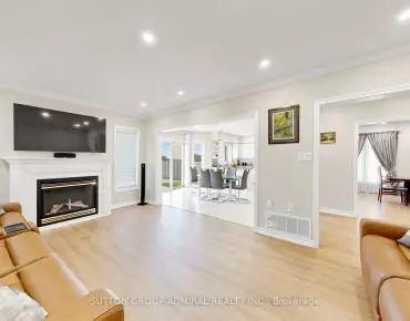 174 Canyon Hill Ave Westbrook - 4 睡房 4 卫生间 2 车位叫价1588000加元