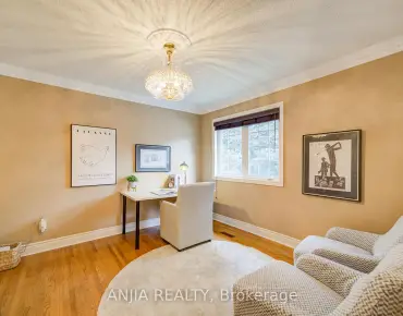 
140 Reeve Dr Markham Village - 4 beds 5 baths 2 parking space(s) listed at $1647000