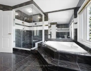 22 Fern Ave Langstaff - 5 beds 6 baths 3 parking space(s) listed at $2450000