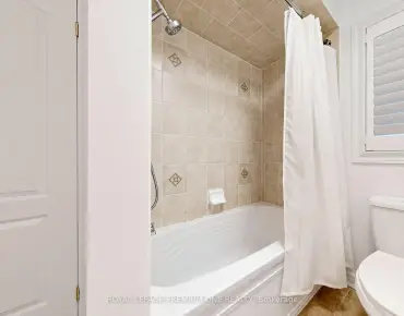 46 Bosco Dr Vellore Village - 4 睡房 6 卫生间 2 车位叫价1398000加元