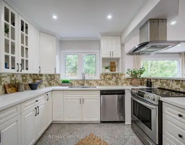 19 Penwick Cres North Richvale - 4 beds 4 baths 2 parking space(s) listed at $1280000