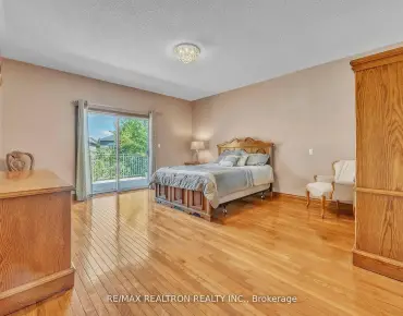 36A Puccini Dr Oak Ridges - 3 beds 5 baths 2 parking space(s) listed at $1888000
