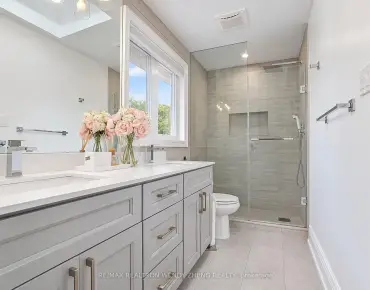 22 West Side Dr Unionville, Markham 5 beds 7 baths 2 garage $1.7M
