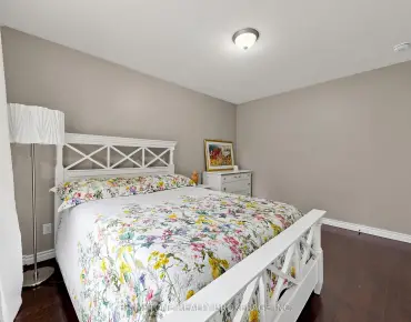
93 Bayview Pkwy Huron Heights-Leslie Valley - 3 beds 2 baths  parking space(s) listed at $899000