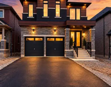 
68 Caddie Cres Maple - 4 beds 3 baths 4 parking space(s) listed at $2069990