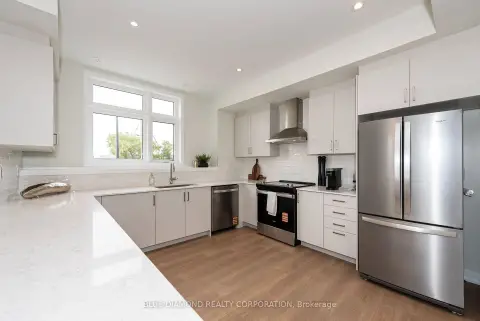 Vaughan West Woodbridge community 4 Kintall Way For Sale
