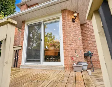
14 Crawford Rose Dr Aurora Heights - 3 beds 4 baths 2 parking space(s) listed at $1099000