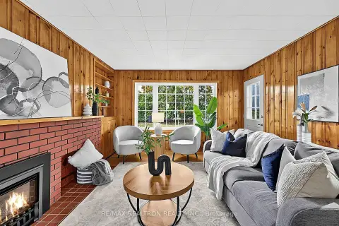 Newmarket Central Newmarket community 250 Helmer Ave For Sale