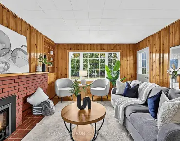 
250 Helmer Ave Central Newmarket - 2 beds 1 baths 1 parking space(s) listed at $848000