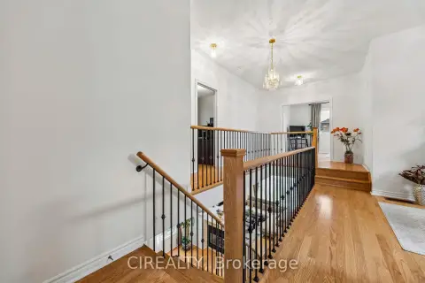 Vaughan Vellore Village community 289 Chatfield Dr For Sale