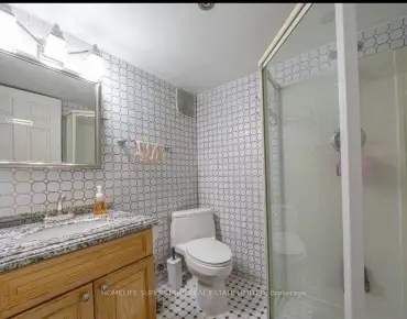 47 Davos Rd W Vellore Village - 3 beds 4 baths 2 parking space(s) listed at $1049000