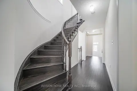 Markham Cedarwood community 24 Titan Trl For Sale