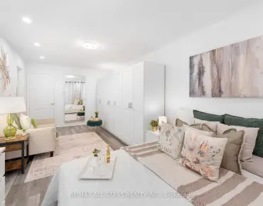 
93 Arco Circ Maple - 3 beds 4 baths 1 parking space(s) listed at $999000