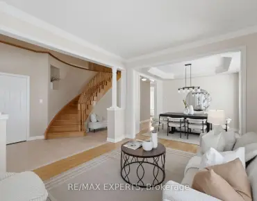 
1 Cetona Ave Vellore Village - 4 beds 5 baths 2 parking space(s) listed at $1399999