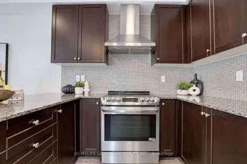 万锦 Unionville 社区 70 William Saville St 镇屋 出售
