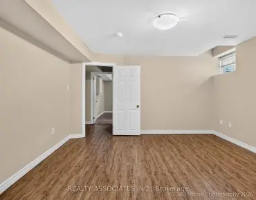 128 Coalbrook Crt East Woodbridge, Vaughan 5 beds 6 baths 2 garage $1.65M