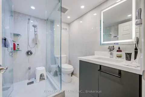 Markham Berczy community 68 Drawbridge Dr For Sale