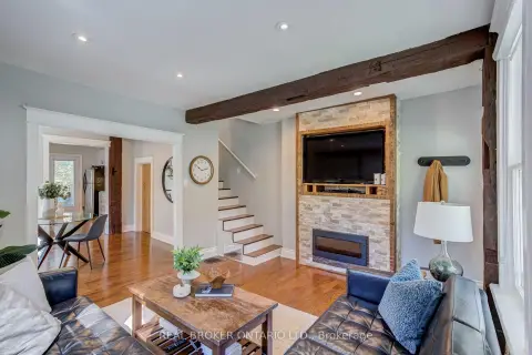 Richmond Hill Mill Pond community 30 Elizabeth St S For Sale