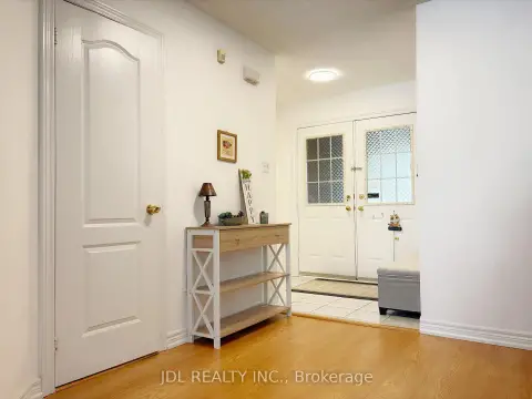 Richmond Hill Rouge Woods community 63 Peninsula Cres For Sale