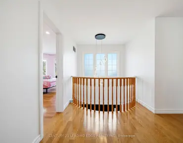 8 Mooreland Crt Markham Village, Markham 4 beds 6 baths 2 garage $1.77M