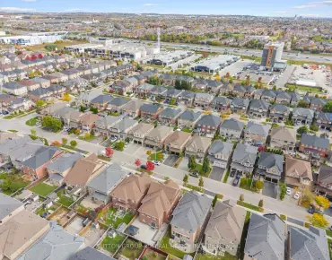 
40 Trudeau Dr Vellore Village - 4 beds 5 baths 2 parking space(s) listed at $1799000